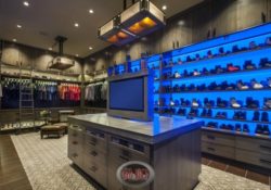 Amazing Huge Walk In Closet Pics