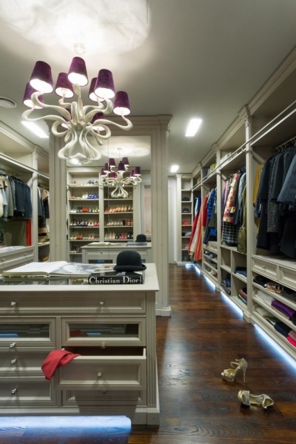 Attractive Huge Closet Ideas Pics
