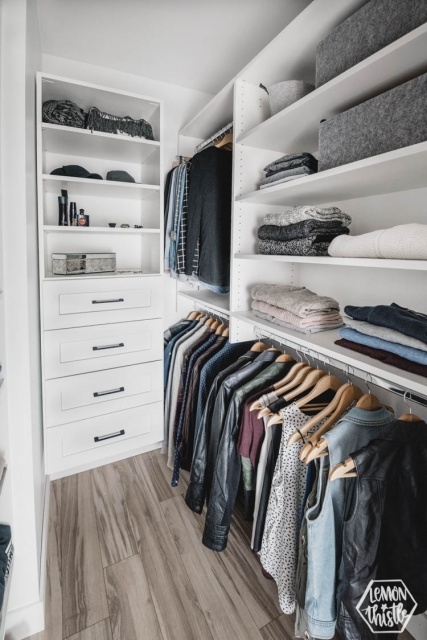 Attractive Small Walk In Closet Pic
