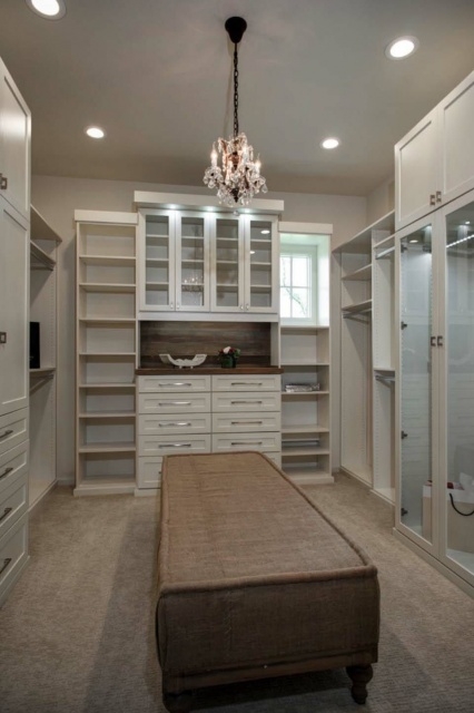 Best Farmhouse Walk In Closet Images