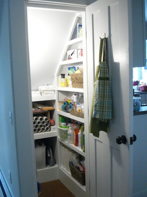 Best Stair Closet Ideas Photo