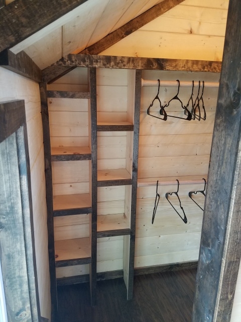 Best Tiny House With Walk In Closet Pics