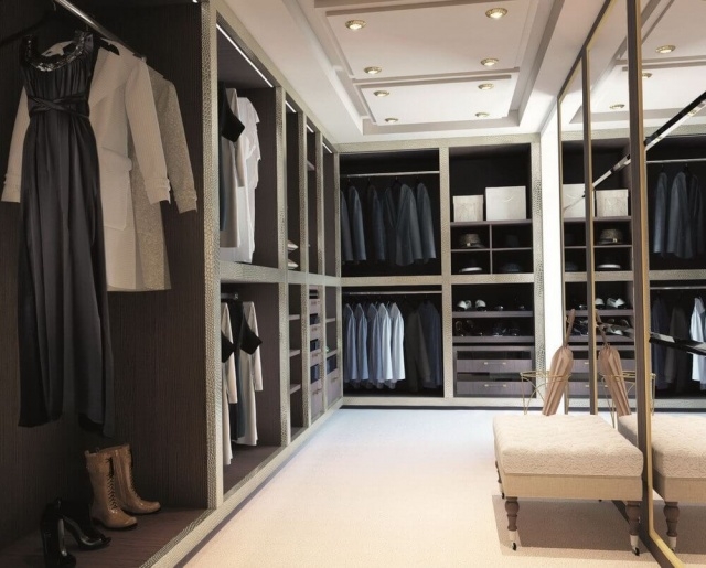 Best Walk In Wardrobe Room Pic