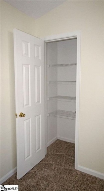 Contemporary Walk In Closet 2X2 Pics