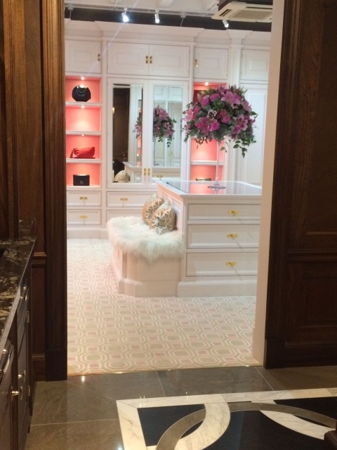 Easy Christopher Walk In Closet Pictures