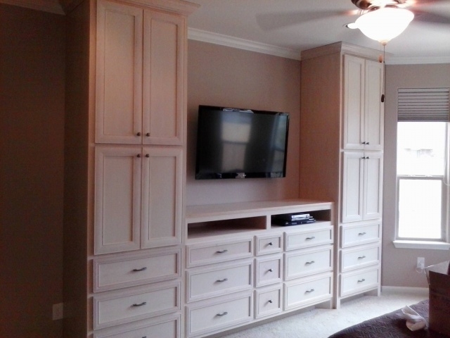 Easy Wardrobe Wall Unit Picture