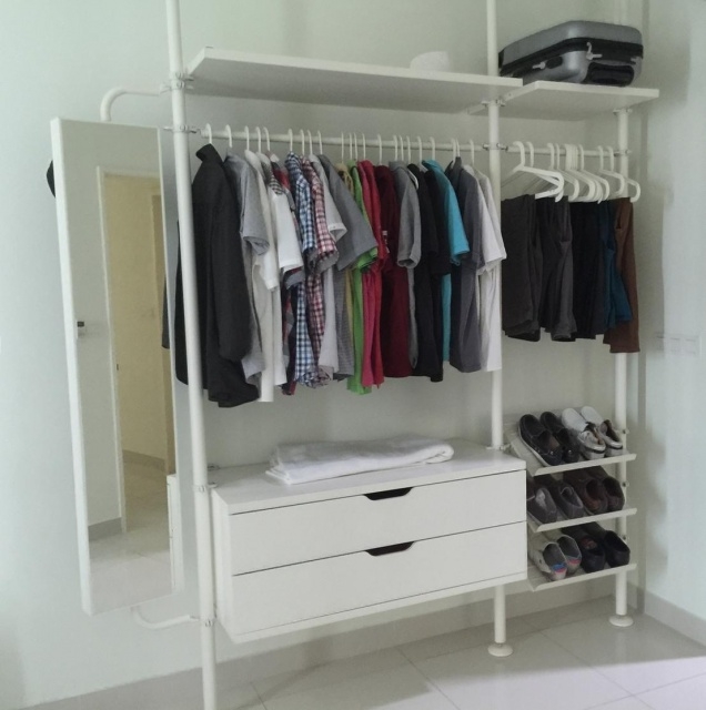 Elegant Open Concept Wardrobe Photos