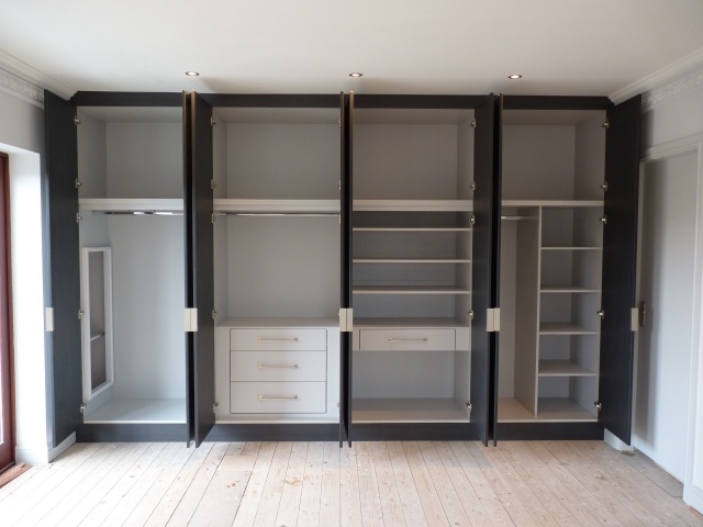 Elegant Small Built In Closet Pic
