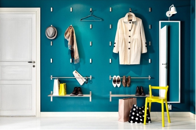 Great Wall Mounted Clothes Storage Pictures