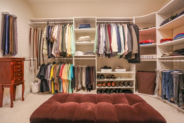 Incredible Walk In Wardrobe Photo
