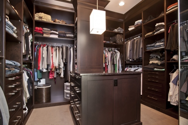 Insanely Master Bedroom Closet Designs Pics