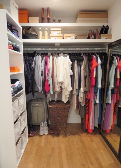Luxurious Small Square Walk In Closet Ideas Photos