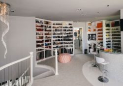 Luxury Biggest Walk In Closet Pics