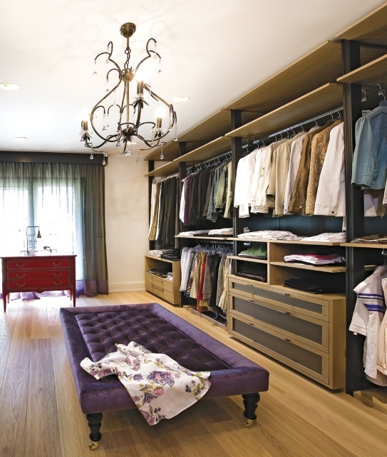 Most Inspiring Walk In Closet Bench Pictures