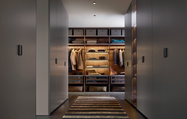 Outstanding Poliform Senzafine Wardrobe Photo