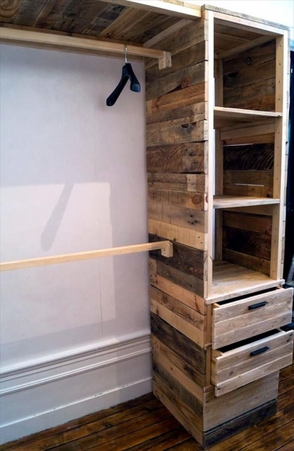 Popular Pallet Closet Ideas Pic
