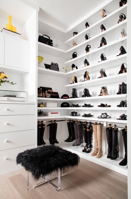 Simple Pinterest Closet Design Image