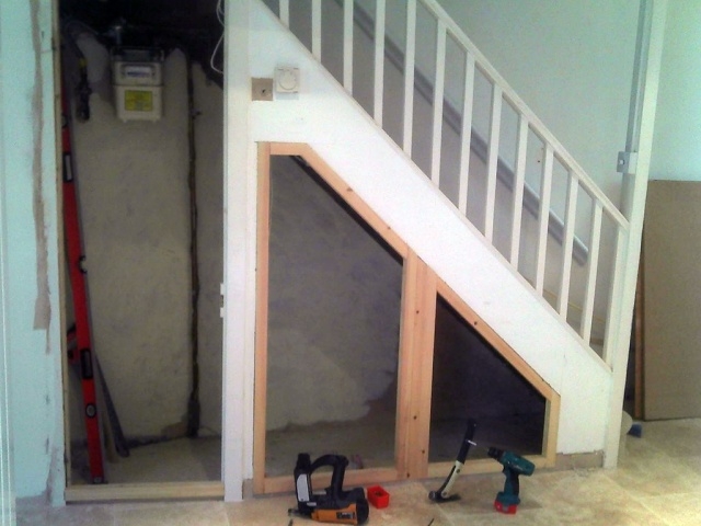 Simple Staircase Cupboard Ideas Pics