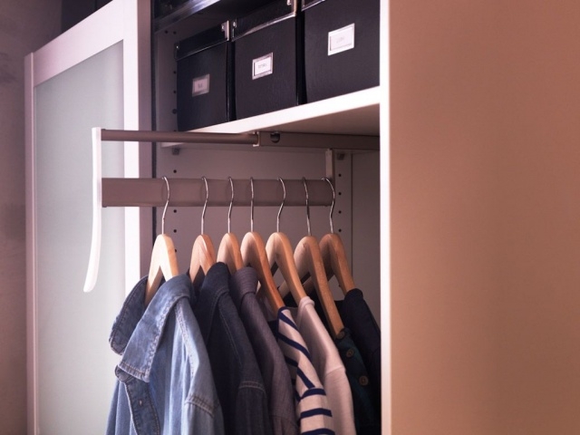 Stunning Deep Corner Reach In Closet Image