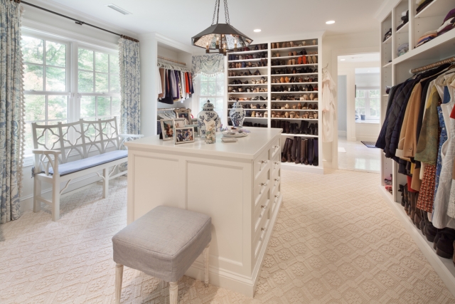 Stylish Bedroom With Walk In Closet Pictures
