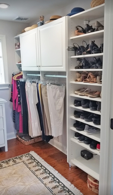 Stylish Floor To Ceiling Shoe Storage Pic