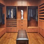 Stylish Walk In Closet 2X2 Photos