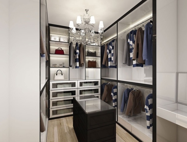 Stylish Walk In Wardrobe Photos