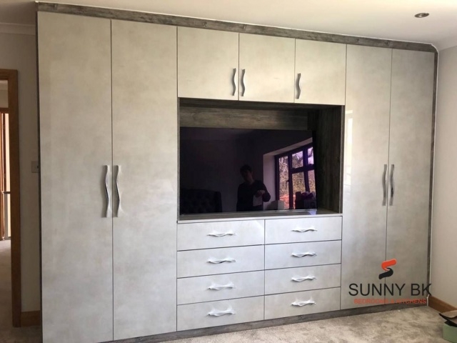 Stylish Wardrobe Storage Units Photo
