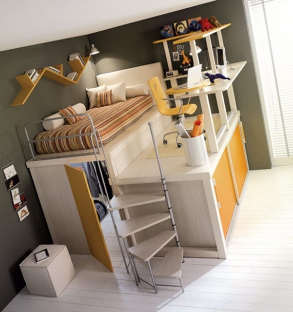 Top Bed With Walk In Closet Underneath Pics