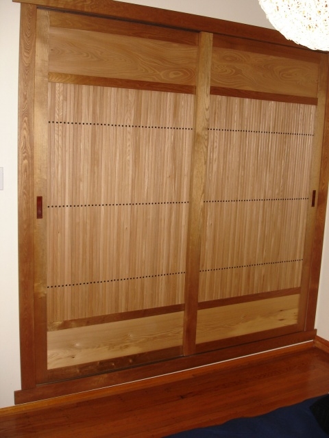 Unique Japanese Style Closet Pic